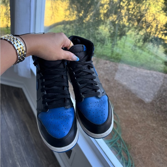 Jordan 1 retro royal blue black 6.5 8 - Picture 3 of 6